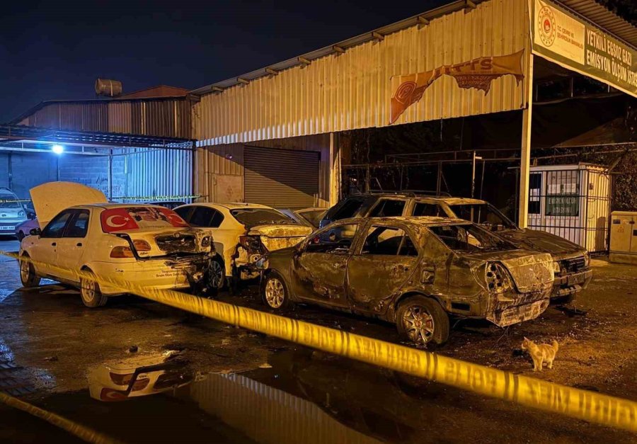 Mersin’de 5 Aracı Kundaklayan Şüpheli Yakalandı