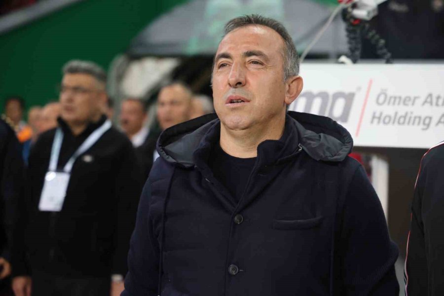 Trendyol Süper Lig: Konyaspor: 0 - Beşiktaş: 1 (maç Devam Ediyor)