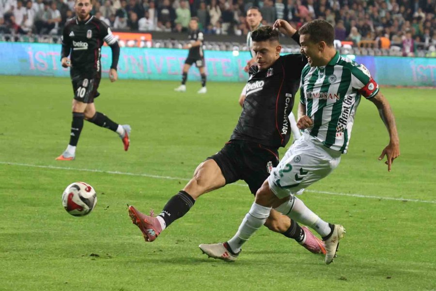 Trendyol Süper Lig: Konyaspor: 0 - Beşiktaş: 1 (ilk Yarı)