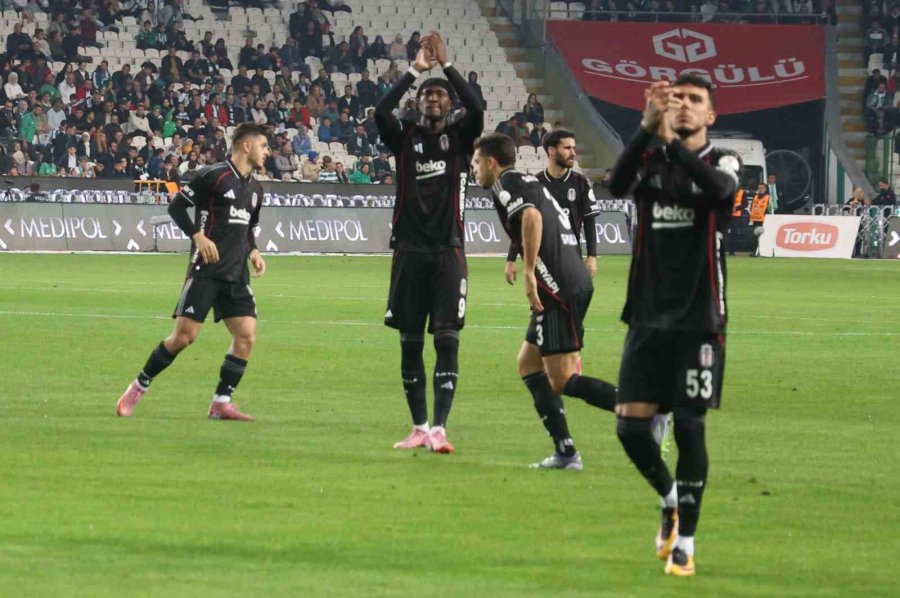 Trendyol Süper Lig: Konyaspor: 0 - Beşiktaş: 1 (ilk Yarı)