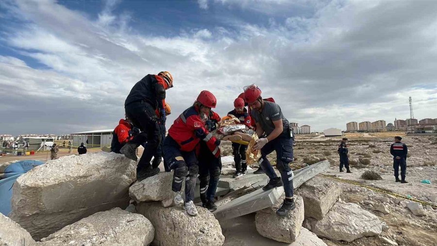Karaman’da Saha Tatbikatı Gerçeğini Aratmadı