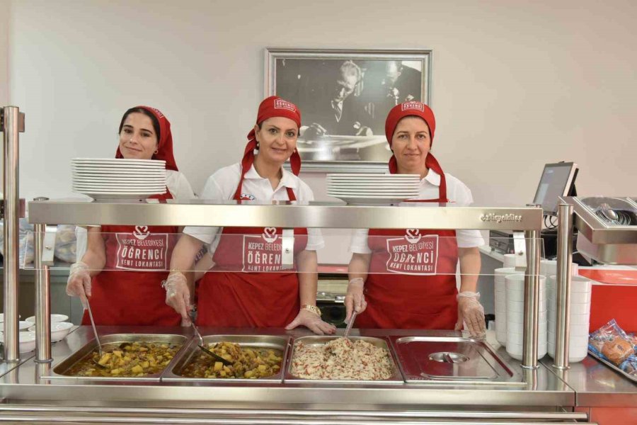 Kepez’de Öğrenci Kent Lokantası Öğrencilerin Uğrak Noktası Oldu