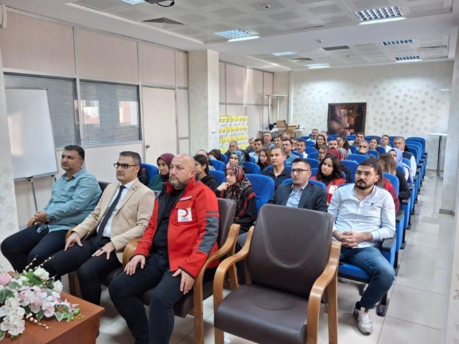 Niğde Sgk’da Kızılay Haftası İçin Bilgilendirme Semineri Düzenlendi