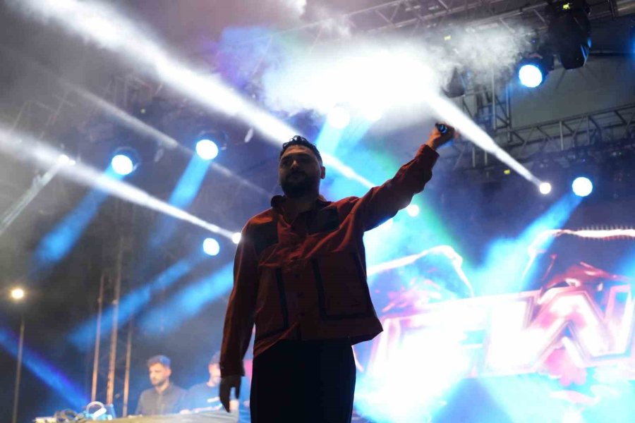 Canbay & Wolker, Niğde Gastronomi Festivali’nde Sahne Aldı