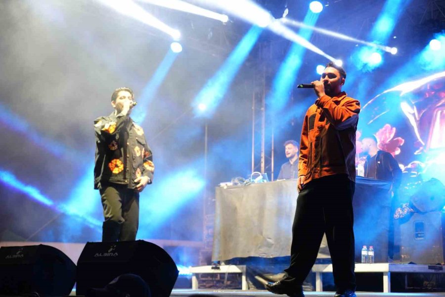 Canbay & Wolker, Niğde Gastronomi Festivali’nde Sahne Aldı