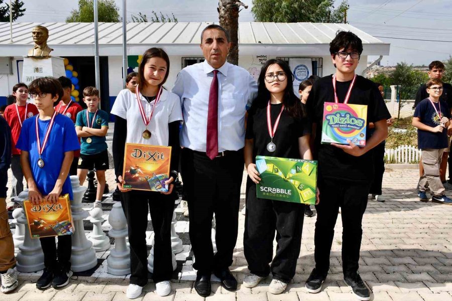 Öğrenciler, Zeka Ve Strateji Becerilerini Sergiledi