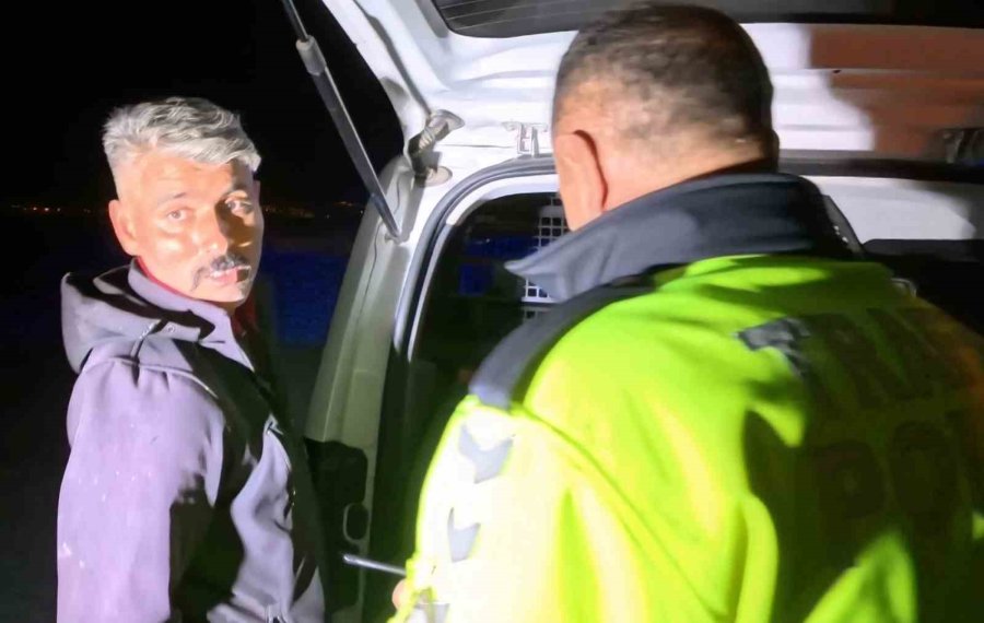 Alkollü Sürücü Gazeteciyi "benim Ağırlığımı Göreceksin" Diye Tehdit Etti