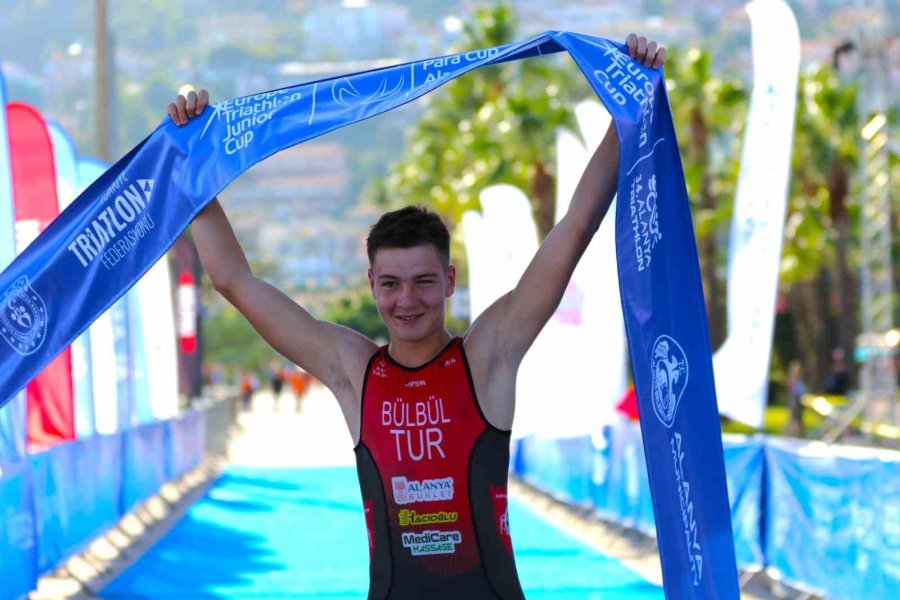 34. Alanya Triatlonu Başladı