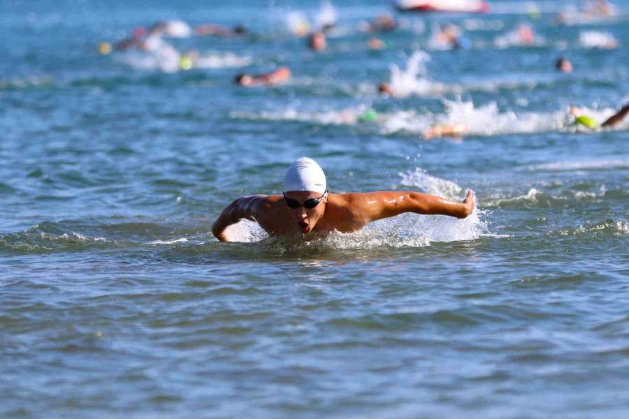 34. Alanya Triatlonu Başladı