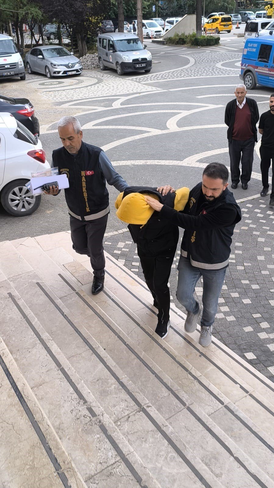 Akşehir’de Polisten Uyuşturucu Operasyonu: 1 Gözaltı