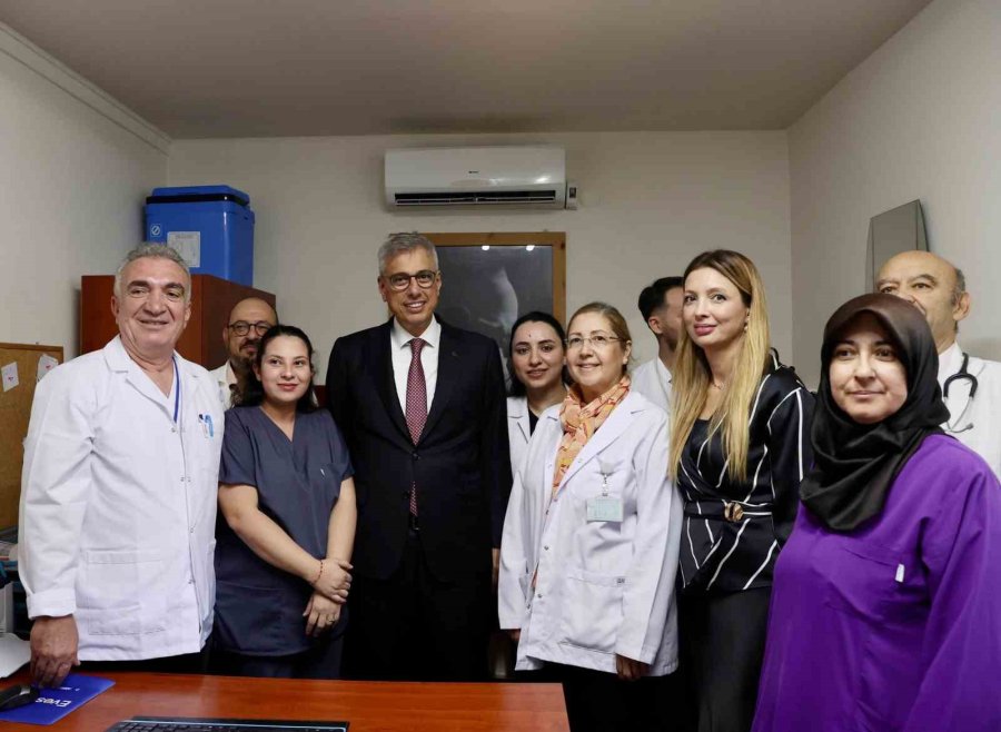 Sağlık Bakanı Memişoğlu: "sağlığa İhtiyacı Olan Her Yerde İnsana Ulaşmaya Çalışıyoruz"