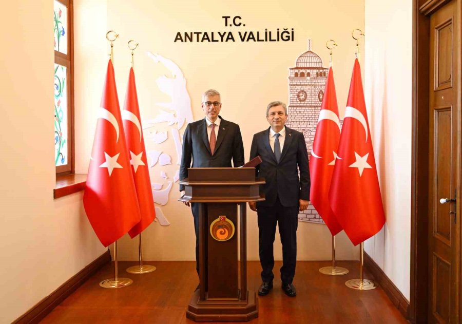 Sağlık Bakanı Memişoğlu: "sağlığa İhtiyacı Olan Her Yerde İnsana Ulaşmaya Çalışıyoruz"