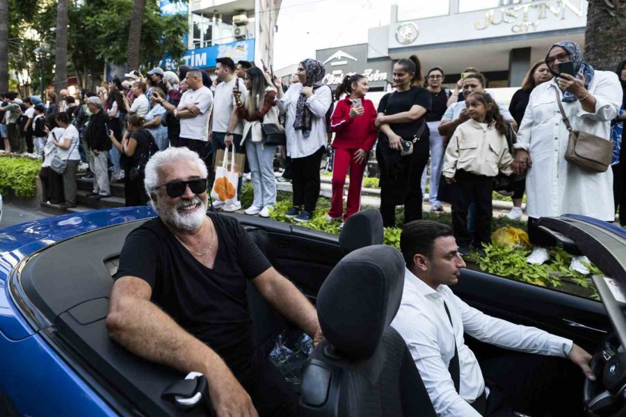 Antalya Sokaklarında "altın Portakal" Coşkusu