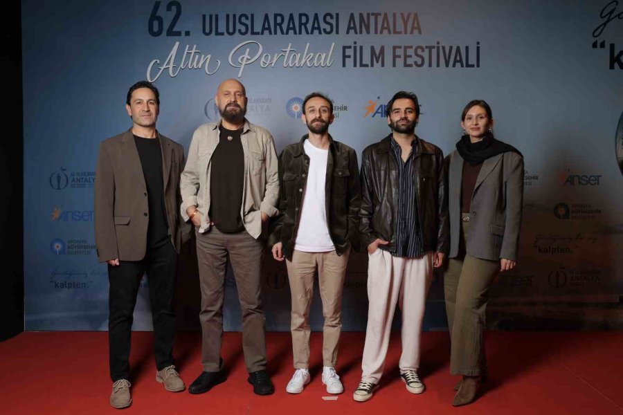 62. Uluslararası Antalya Altın Portakal Film Festivali Kırmızı Halı Geçişiyle Başladı