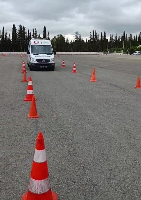 Ambulans Sürücülerine Asge Eğitimi Verildi