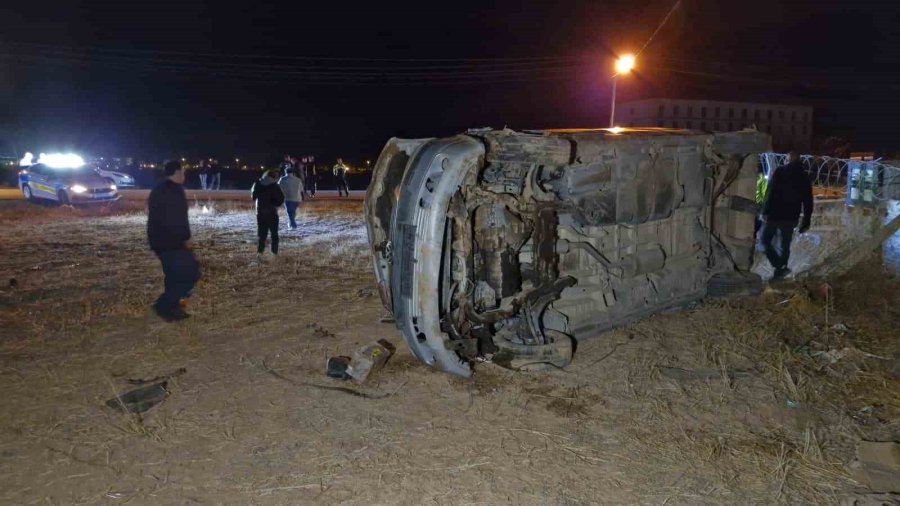 Karaman’da Panelvan Araç Takla Attı: 5’i Çocuk 7 Yaralı