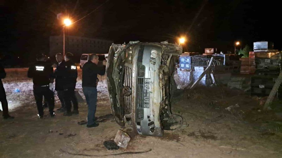 Karaman’da Panelvan Araç Takla Attı: 5’i Çocuk 7 Yaralı