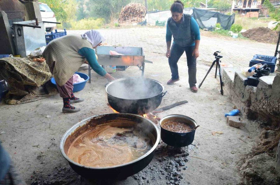 Geleneksel Yöntemlerle Katkısız Üretip Kilosunu 600 Liradan Satıyorlar