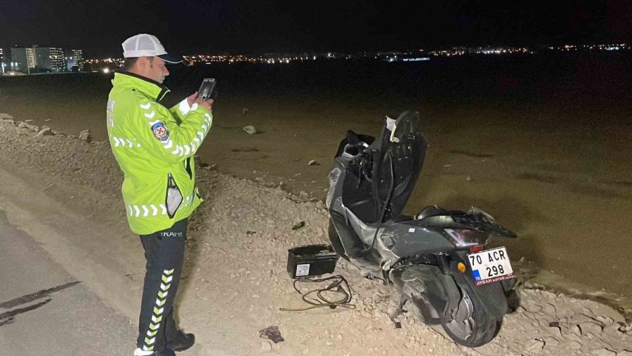 Karaman’da Devrilen Motosikletin Genç Sürücüsü Ağır Yaralandı