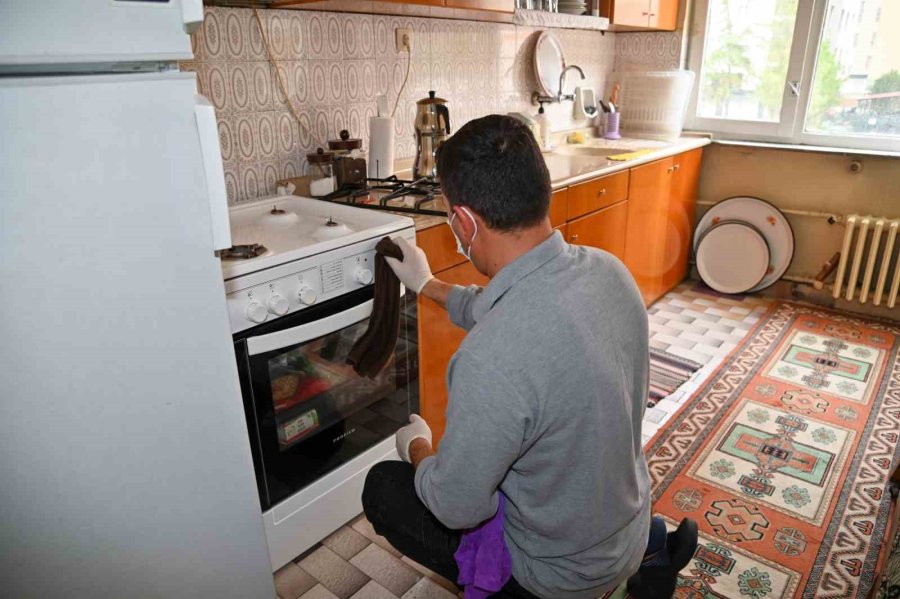 Selçuklu Belediyesi "evde Yaşlı Bakım Hizmeti" İle Örnek Olmaya Devam Ediyor