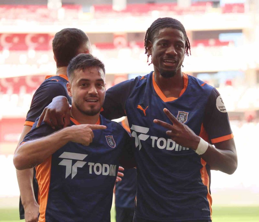 Trendyol Süper Lig: Antalyaspor: 0 - Rams Başakşehir: 4 (maç Sonucu)