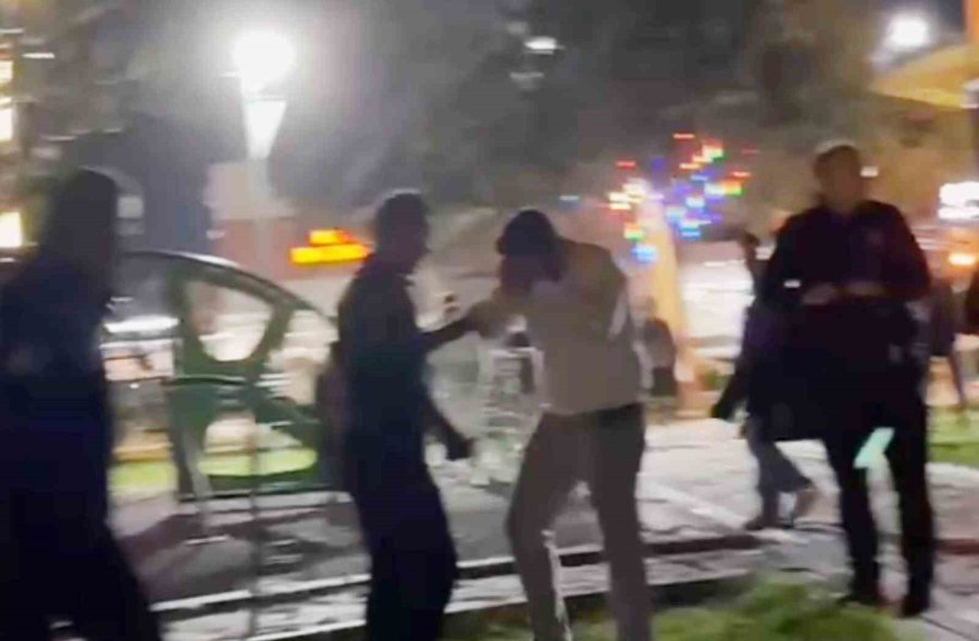 Aksaray’da Eski-yeni Sevgili Kavgası: Hareketli Dakikalar Kamerada