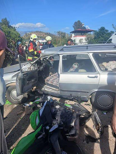 Mersin’deki Kazada Motosiklet Sürücüsünün Ardından Otomobil Sürücüsü De Hayatını Kaybetti