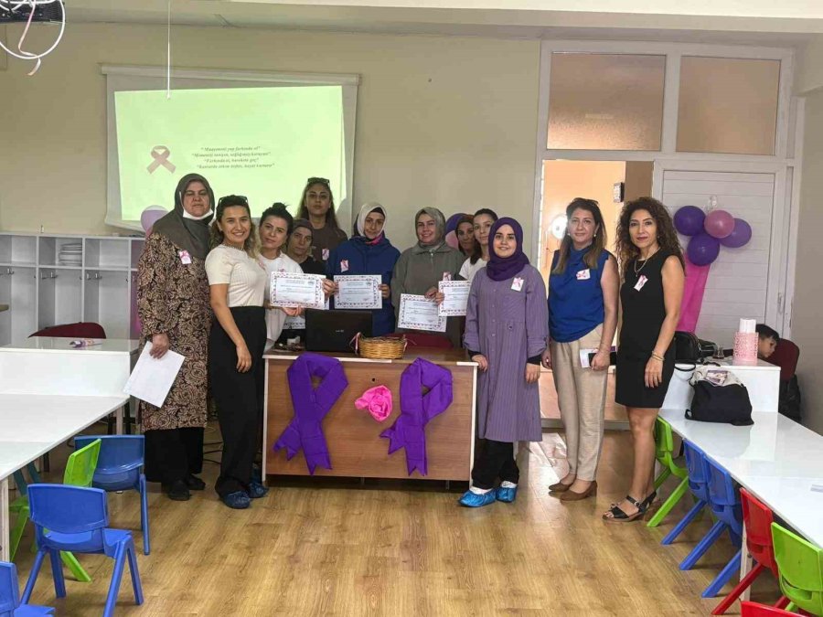 Erdemli’de Meme Kanseri Farkındalık Etkinlikleri