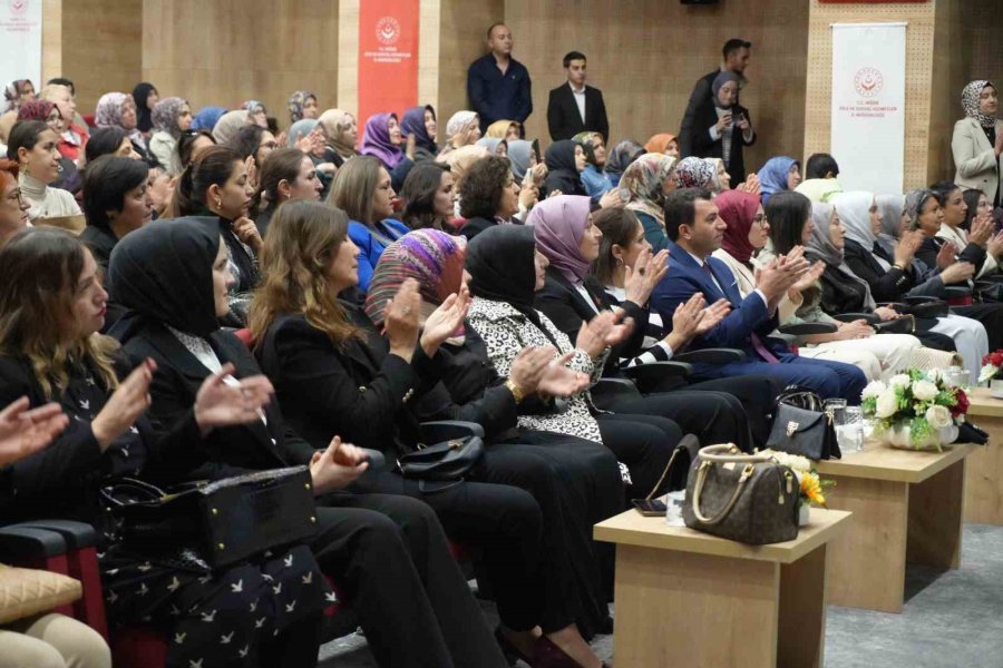 Niğde’de 81 Çocuk Koruyucu Ailelerinde Güvenle Büyüyor