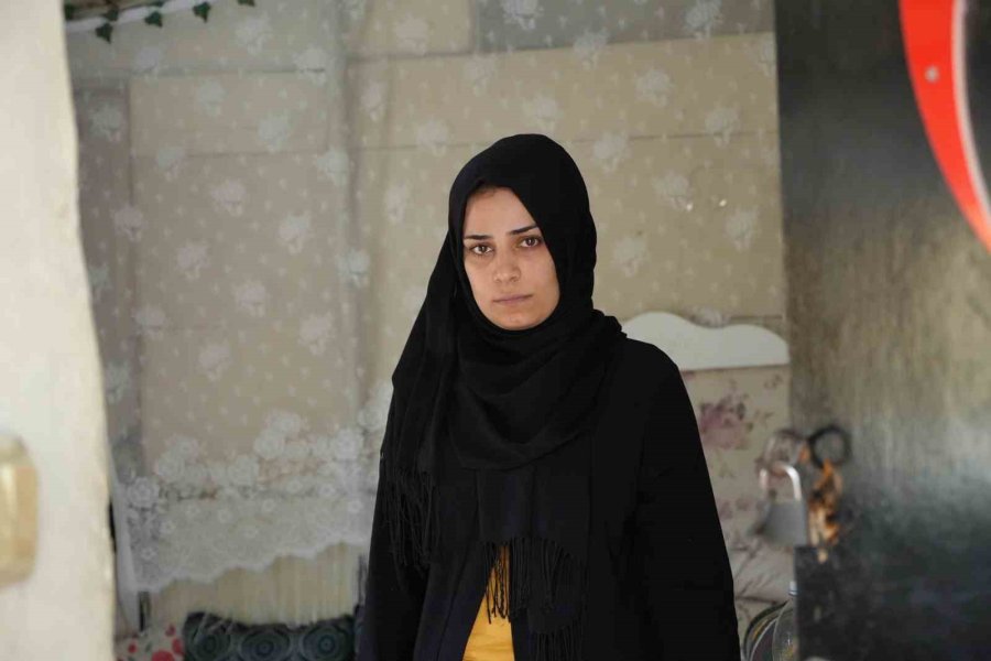 Kahramanmaraş Merkezli Büyük Depremde Bacağını Kaybetti, Eşi Terk Etti