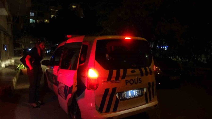 1 Saat Yanından Ayrıldı, Geri Döndüğünde Yaşlı Adamı Ölü Olarak Buldu