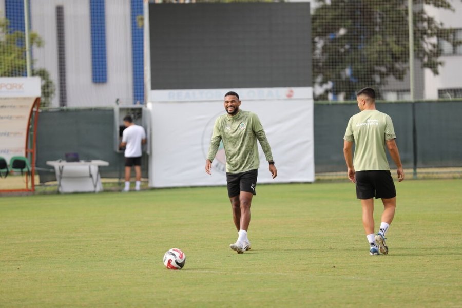 Alanyaspor, Kupa Maçı Hazırlıklarını Tamamladı
