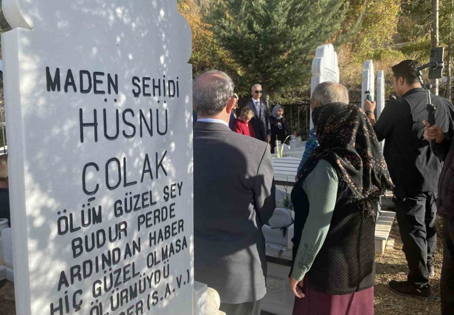 Ermenek’teki Maden Faciasında Hayatını Kaybeden İşçiler Mezarları Başında Anıldı