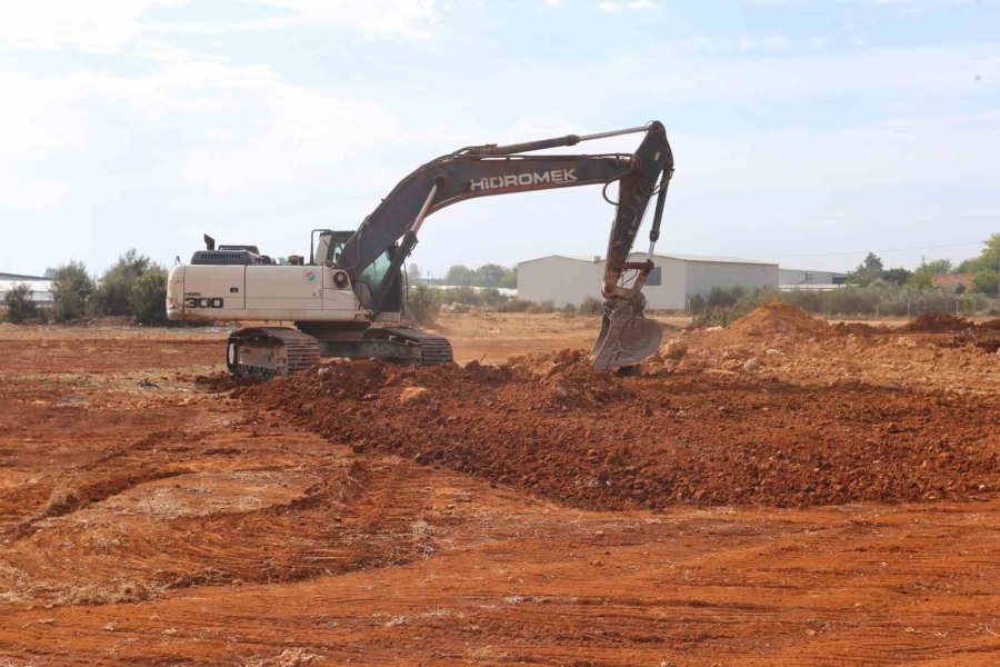 Kepez’in Zeytinlik Mahallesi’ne Yeni Pazar Yeri Geliyor