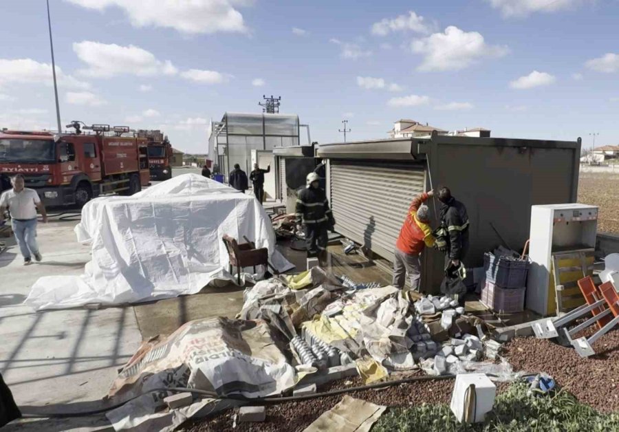 Aksaray’da Akaryakıt İstasyonundaki Yangın Korkuttu