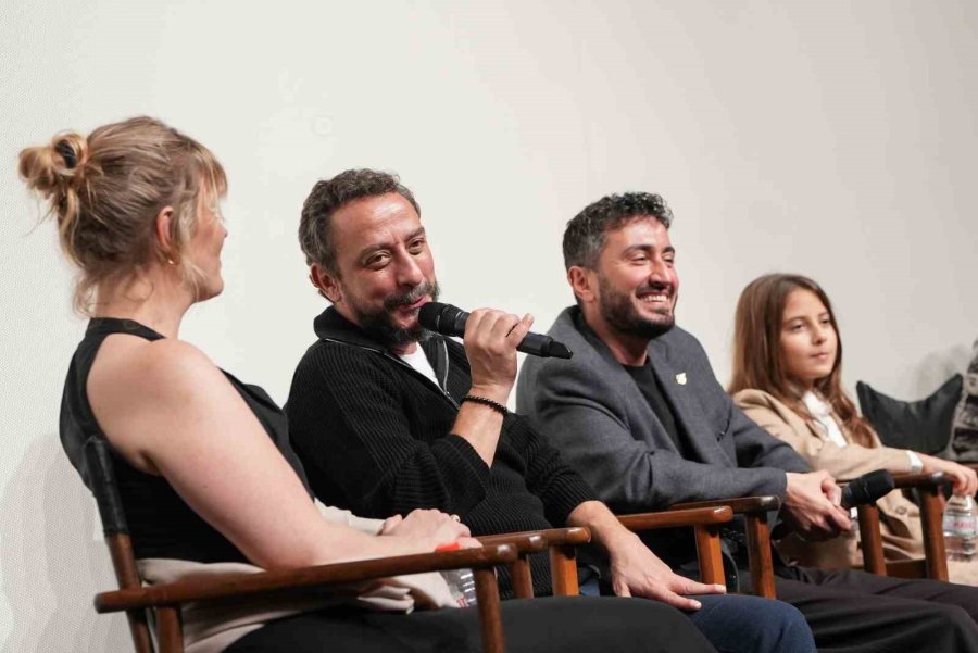 Ulusal Yarışmanın İki Finalisti Antalya’da Seyirciyle Buluştu