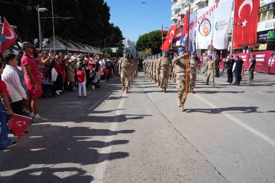 Antalya’da Cumhuriyet’in 102’nci Yılı Kutlamaları