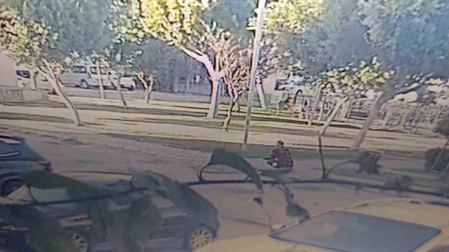 Dolandırıcı Tesadüfen Emekli Polis Memurunun Taksisine Binince Bütün Planları Altüst Oldu