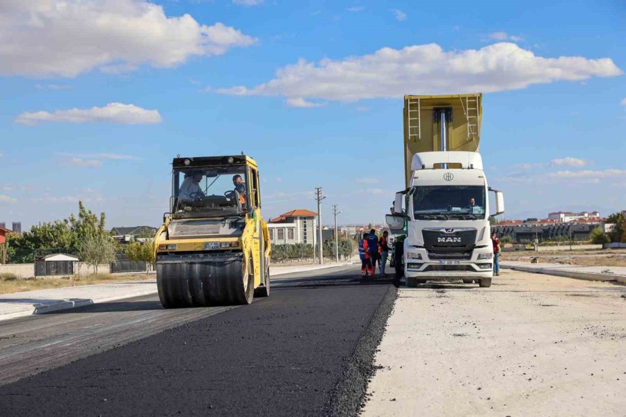 Selçuklu’da 40 Bin Metrekarelik Alanda Asfalt