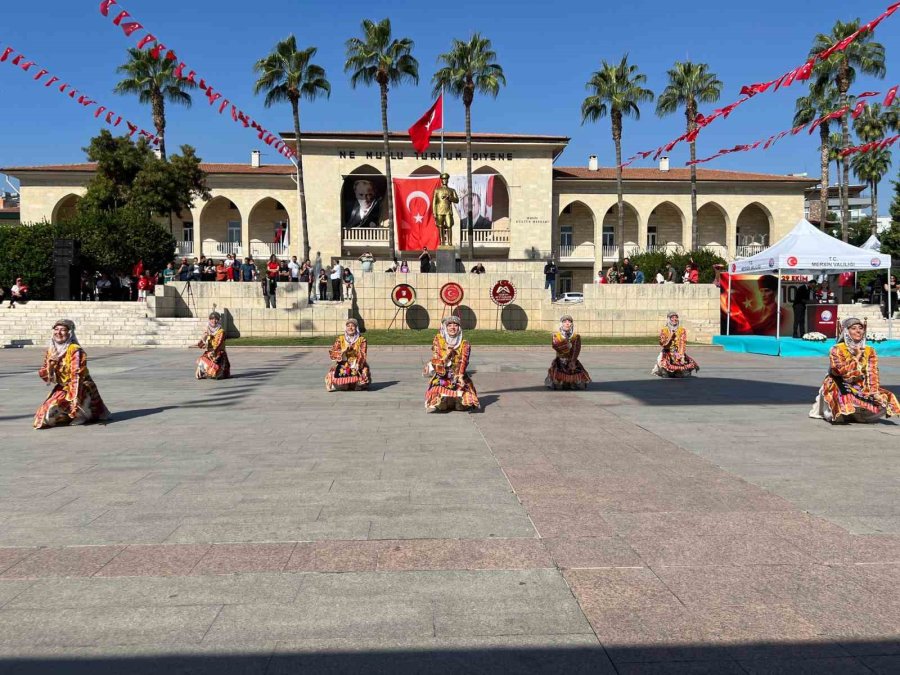 Mersin’de Cumhuriyet Bayramı Renkli Gösterilerle Kutlandı