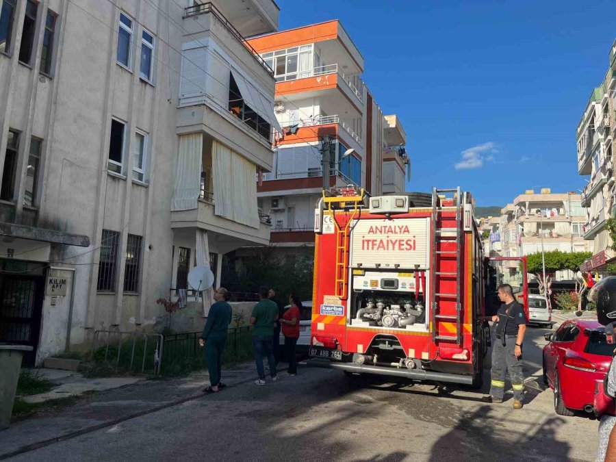 Alanya’da Evin Banyosunda Çıkan Yangın Korkuttu