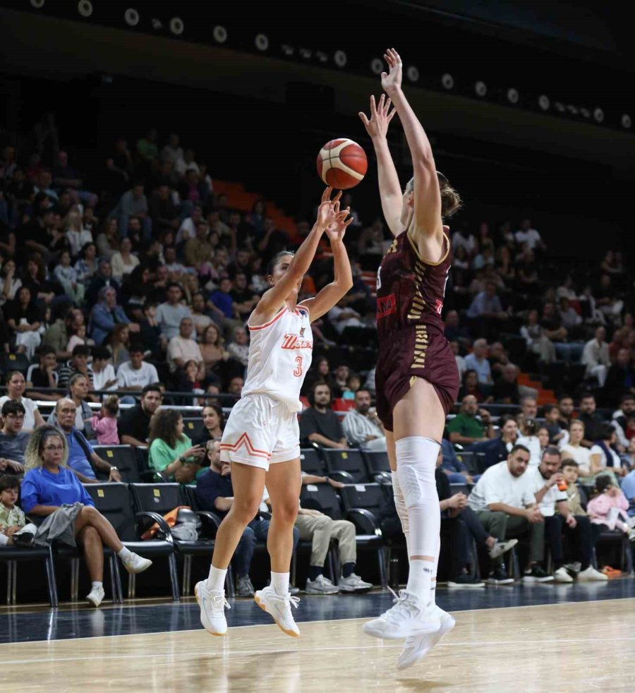 Fıba Kadınlar Avrupa Ligi: Çimsa Çbk Mersin: 83 - Umana Reyer Venezia: 69