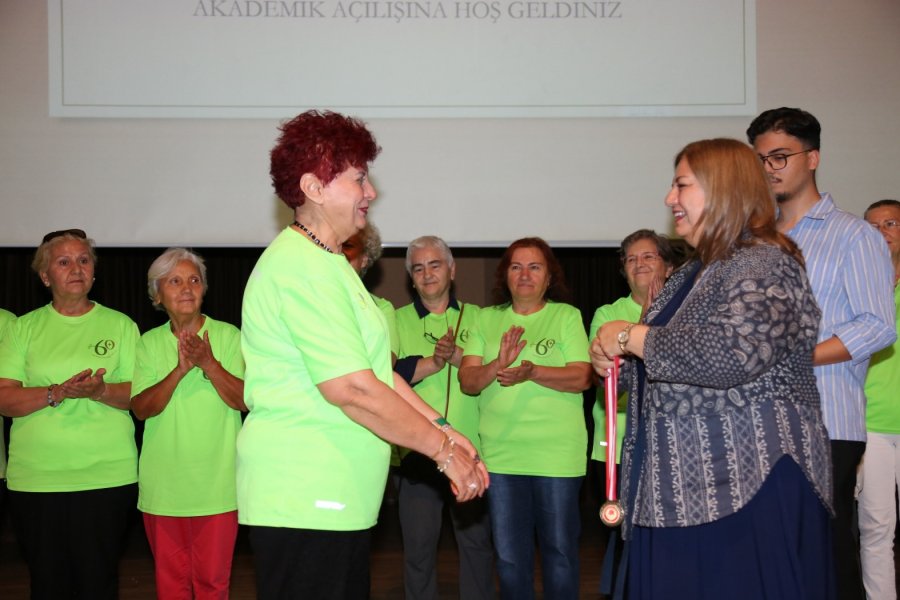 İlk Tazelenme Üniversitesi’nin Kurulduğu Akdeniz Üniversitesi’nde Yeni Dönem Başladı