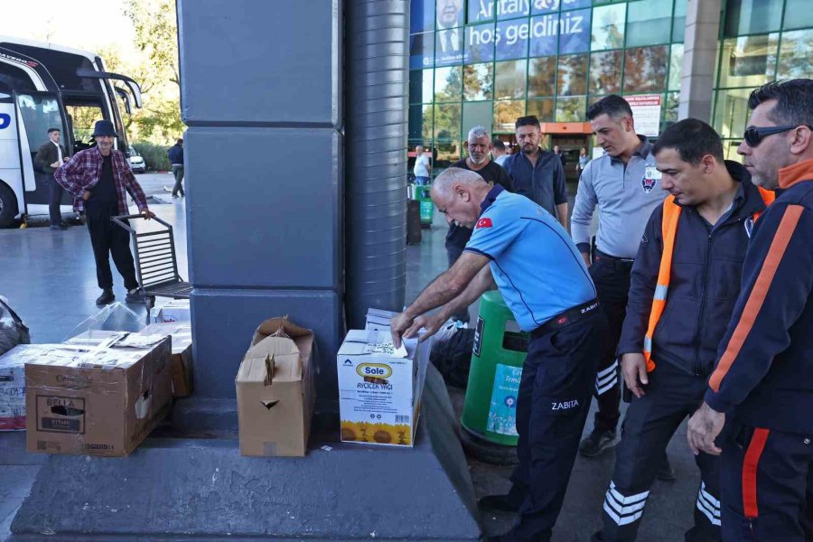 Tayland’tan Süs Balıkları, Tokat’tan Horoz, İstanbul’dan Kalkan Balığı