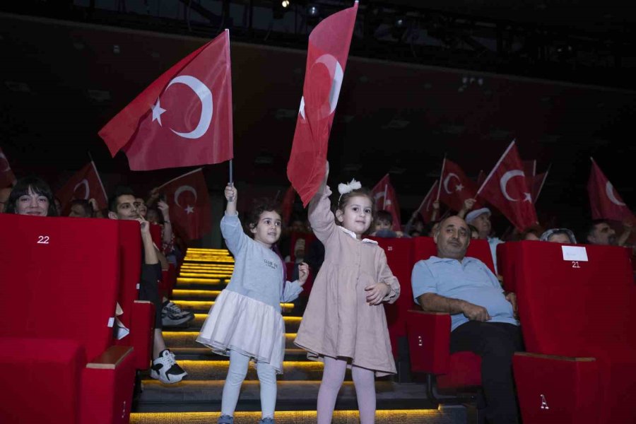 Kent Orkestrasından Cumhuriyet Coşkusu