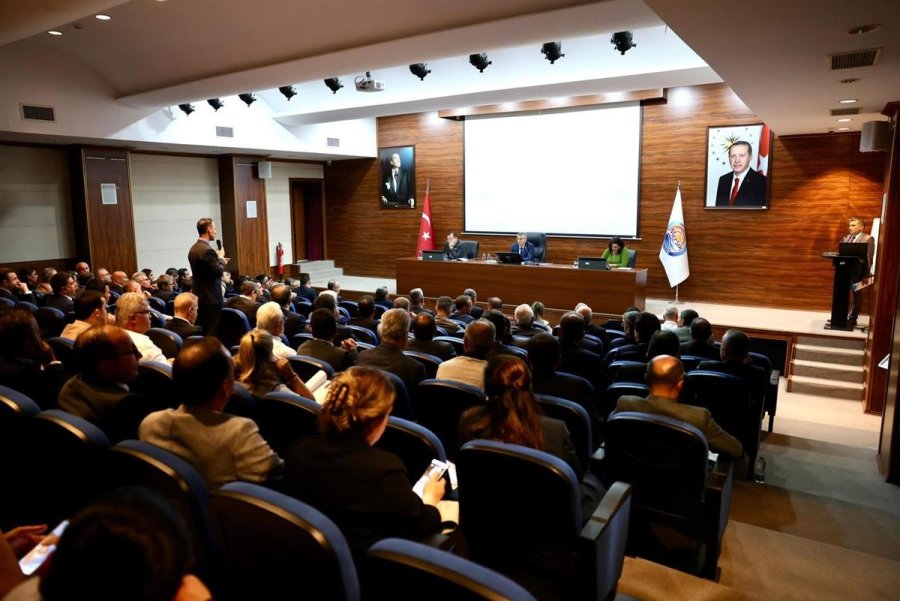 Vali Toros: "mersin’de 240 Milyar Tl’lik Yatırım Devam Ediyor"