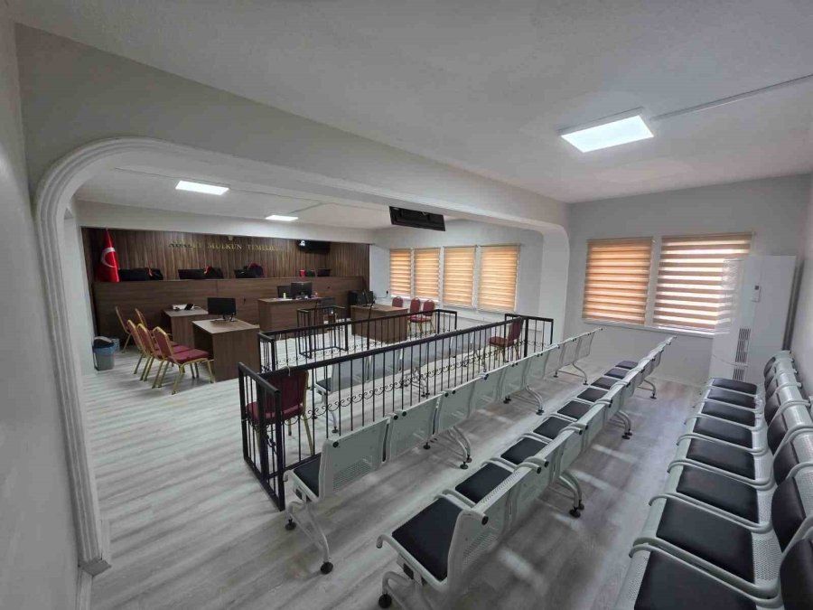 Anamur’da Modern Adliye Sarayı Hizmete Hazırlanıyor