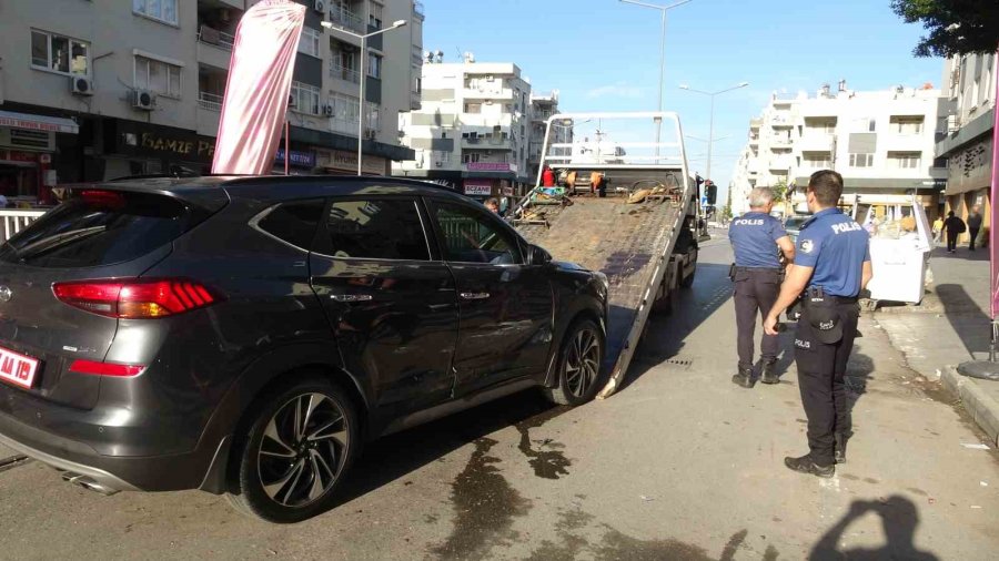 Muratpaşa Kaymakamı Trafik Kazasında Yaralandı