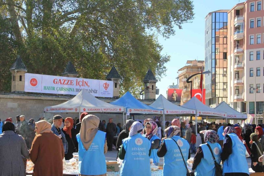 Karaman’da Gazze Yararına Hayır Çarşısı Düzenlendi