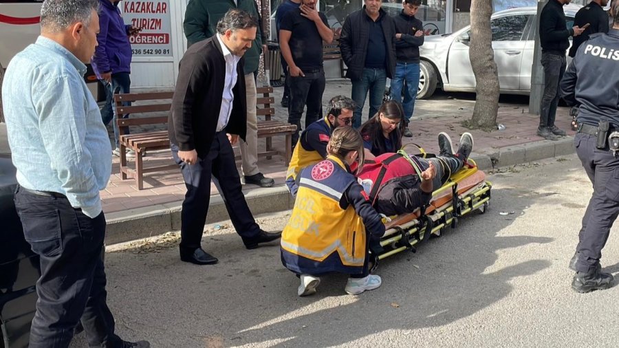 Ortalığın Savaş Alanına Döndüğü Kaza Kamerada: 1 Yaralı